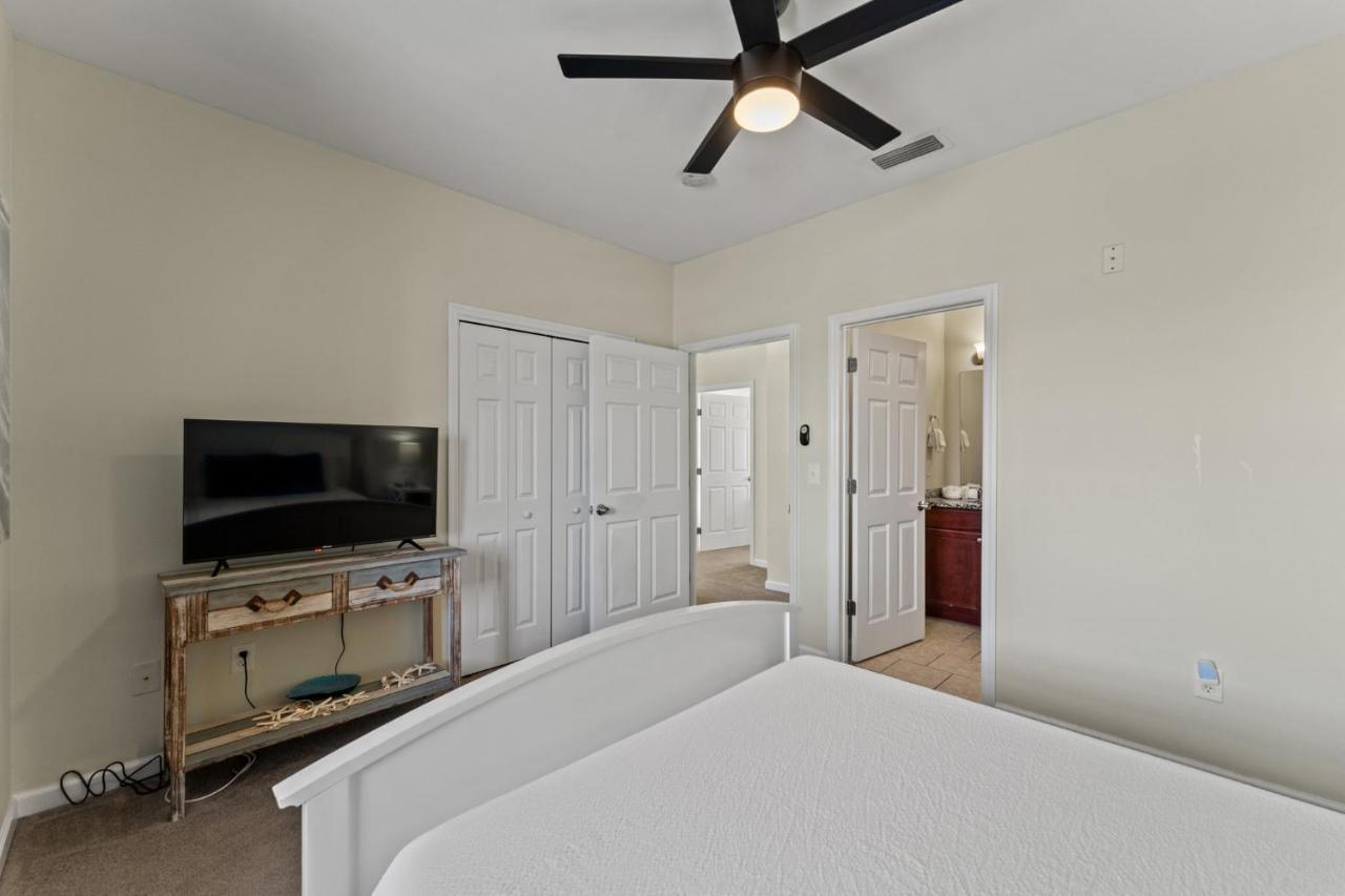 Shells And Bells Ocean Paradise - Sleeps 24, 2 Private Pools Holiday home Panama City Beach