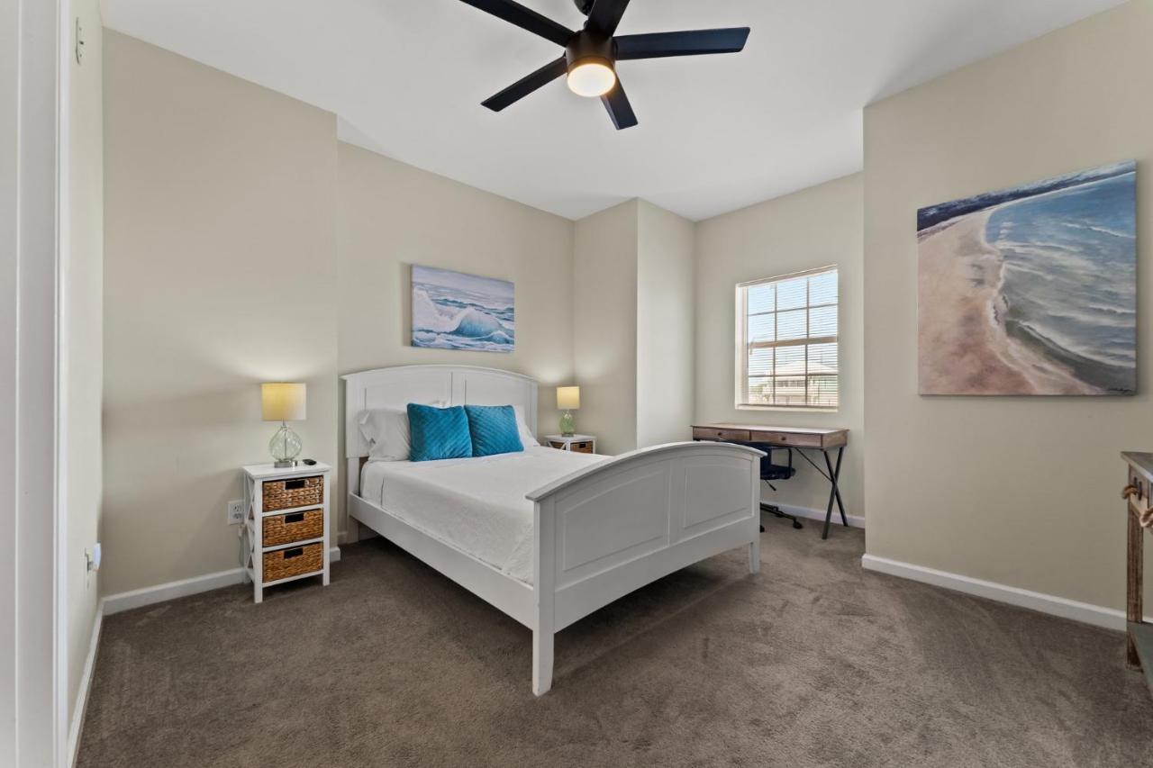 Shells And Bells Ocean Paradise - Sleeps 24, 2 Private Pools *
