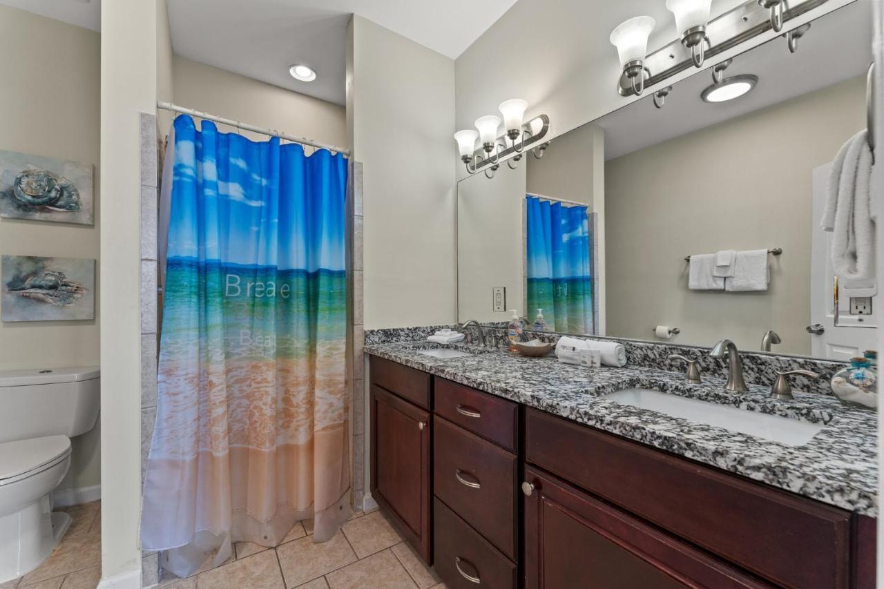 Holiday home Shells And Bells Ocean Paradise - Sleeps 24, 2 Private Pools *