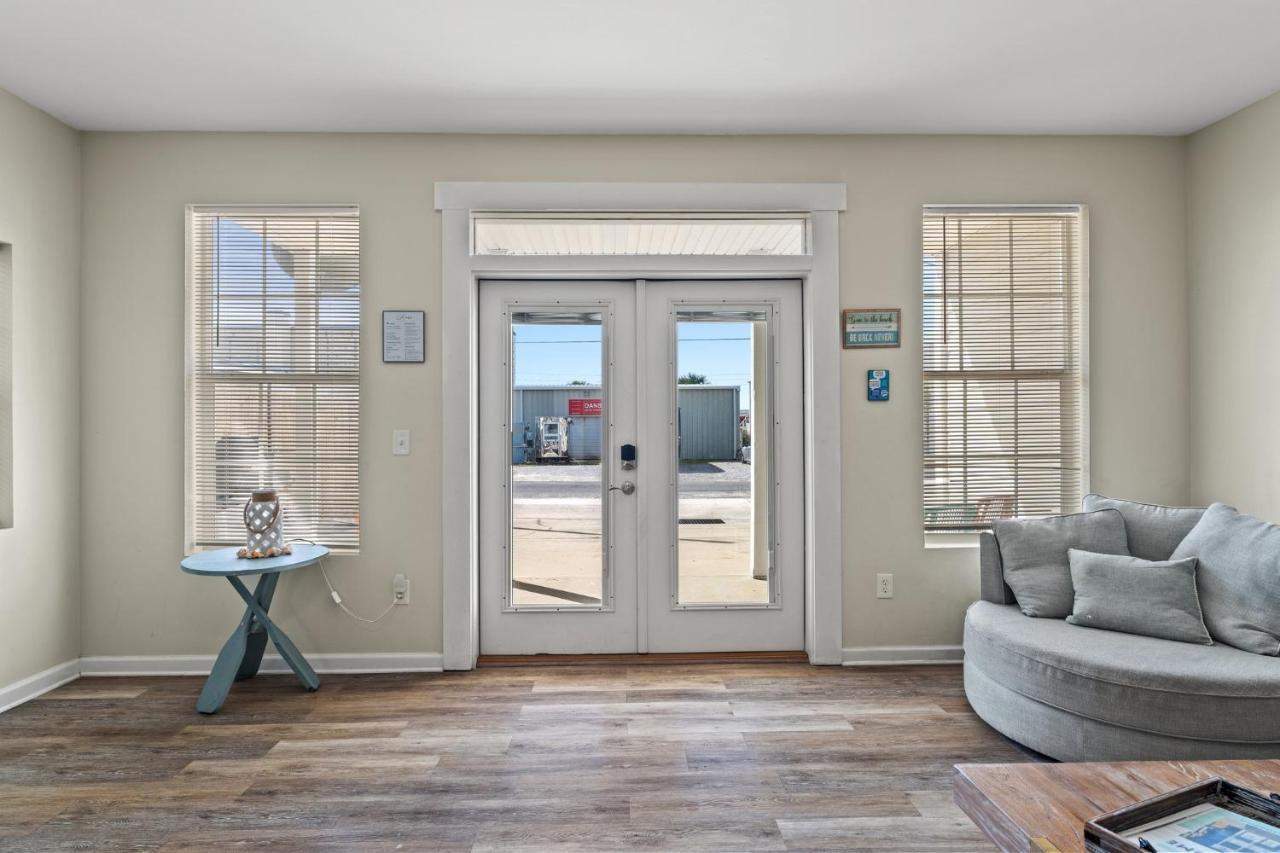 Shells And Bells Ocean Paradise - Sleeps 24, 2 Private Pools * Panama City Beach